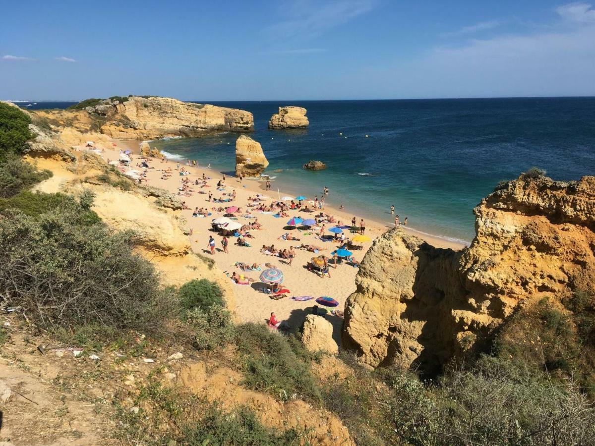 Attractive Apartment In Albufeira With Sea View Eksteriør bilde